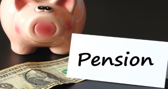 How are Pension and Retirement Date Calculated in US