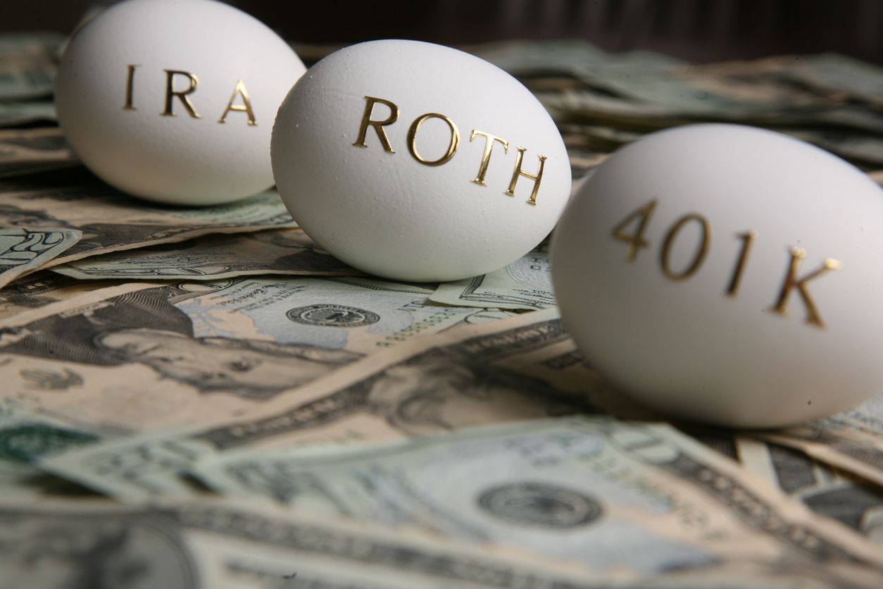 7 Differences Between Roth IRA and Roth 401(k) 