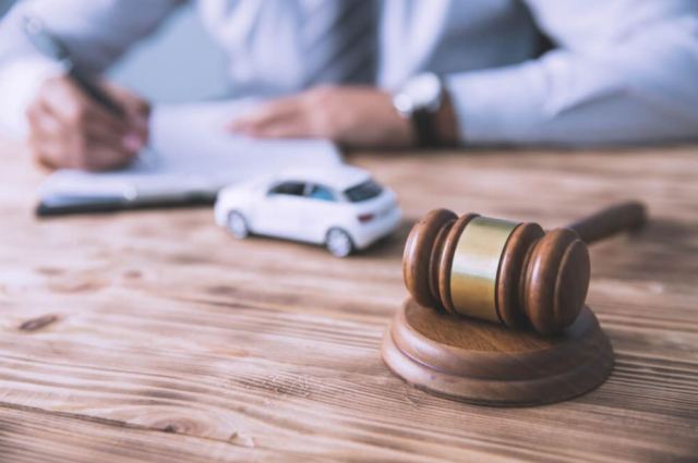 The truth behind the scenes of car accident compensation: settle or go to court?