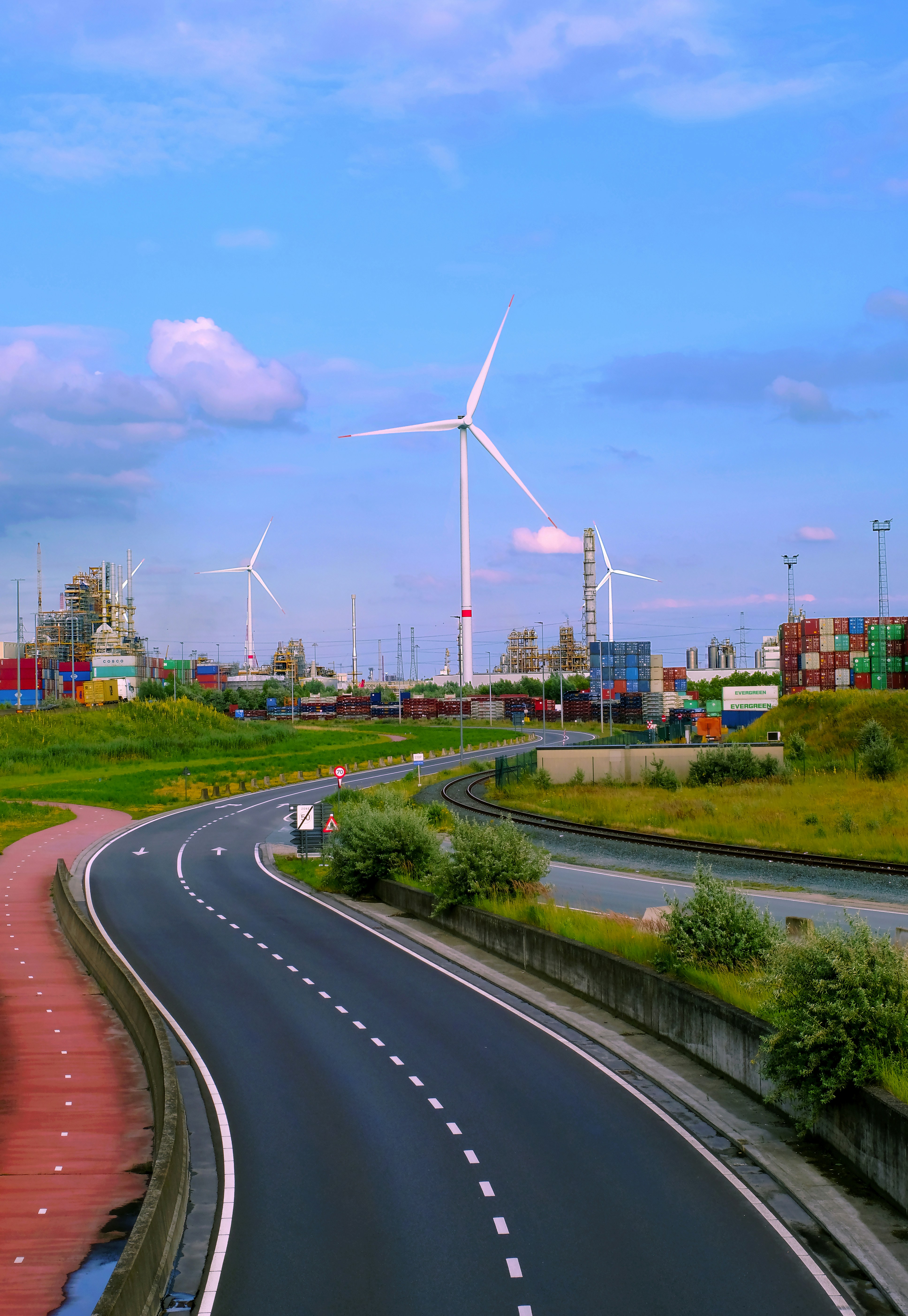 Advancing Sustainable Development with Low Carbon Resilient Infrastructure (LCRI)