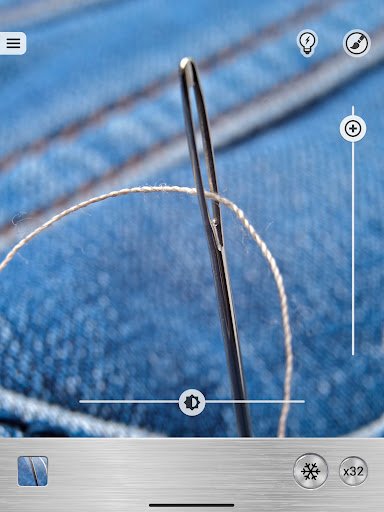 Magnifier Plus with Flashlight screenshot