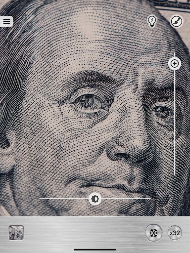 Magnifier Plus with Flashlight screenshot